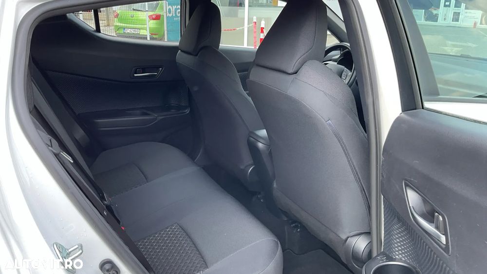 Toyota C-HR 1.8 HSD 122 CP 4x2 CVT Core - 16