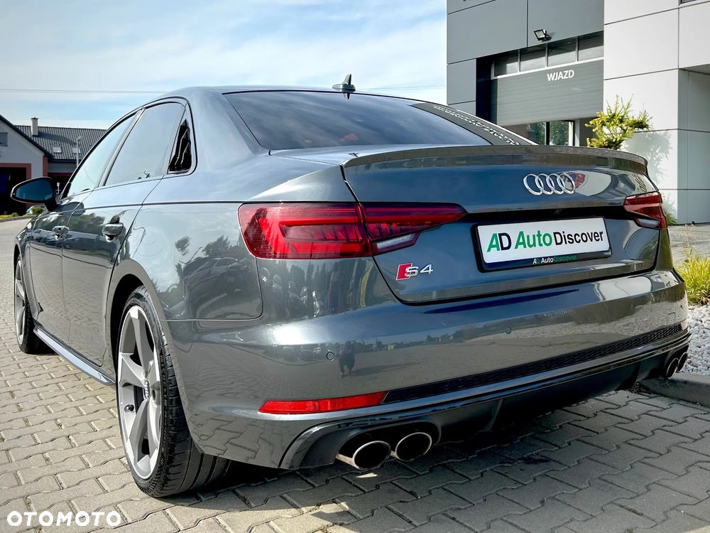 Audi S4 Limousine 3.0 TFSI Quattro Tiptronic - 32