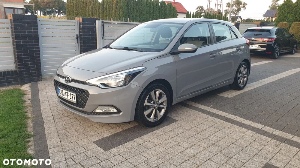 Hyundai i20 1.2 Intro Edition - 1