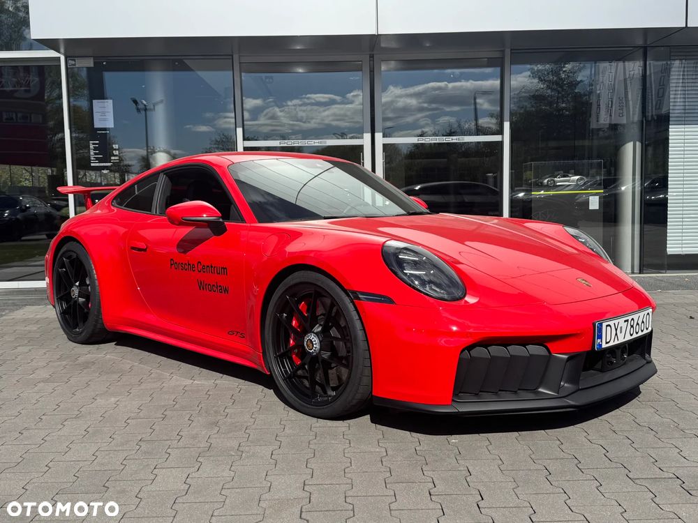 Porsche 911 Carrera T-Hybrid 4 GTS - 2