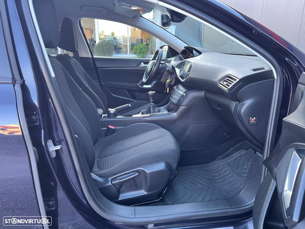 Peugeot 308 1.5 BlueHDi Style - 25