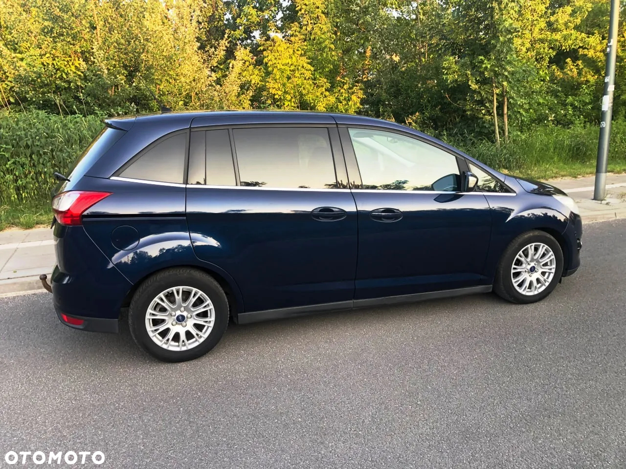 Ford Grand C-MAX - 8