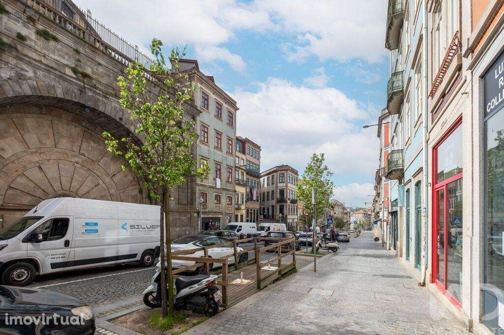Prédio em Cedofeita, Santo Ildefonso, Sé, Miragaia, São Nicolau e Vitó - Grande imagem: 2/36