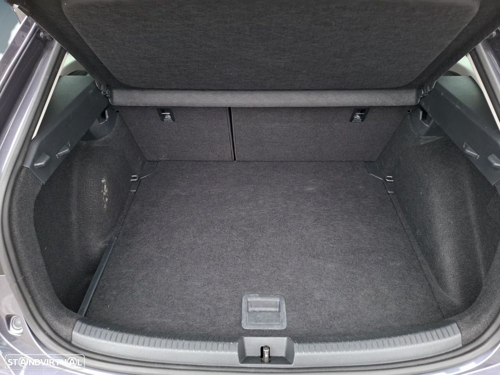 VW Taigo 1.0 TSI Urban - 24