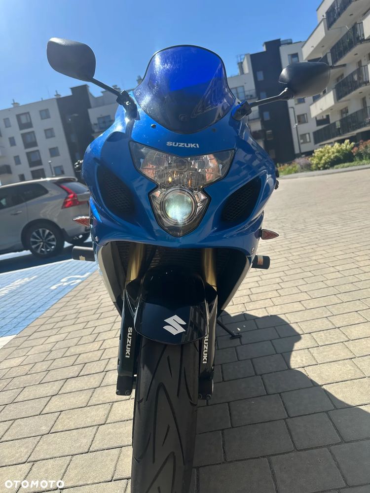 Suzuki GSX-R - 10