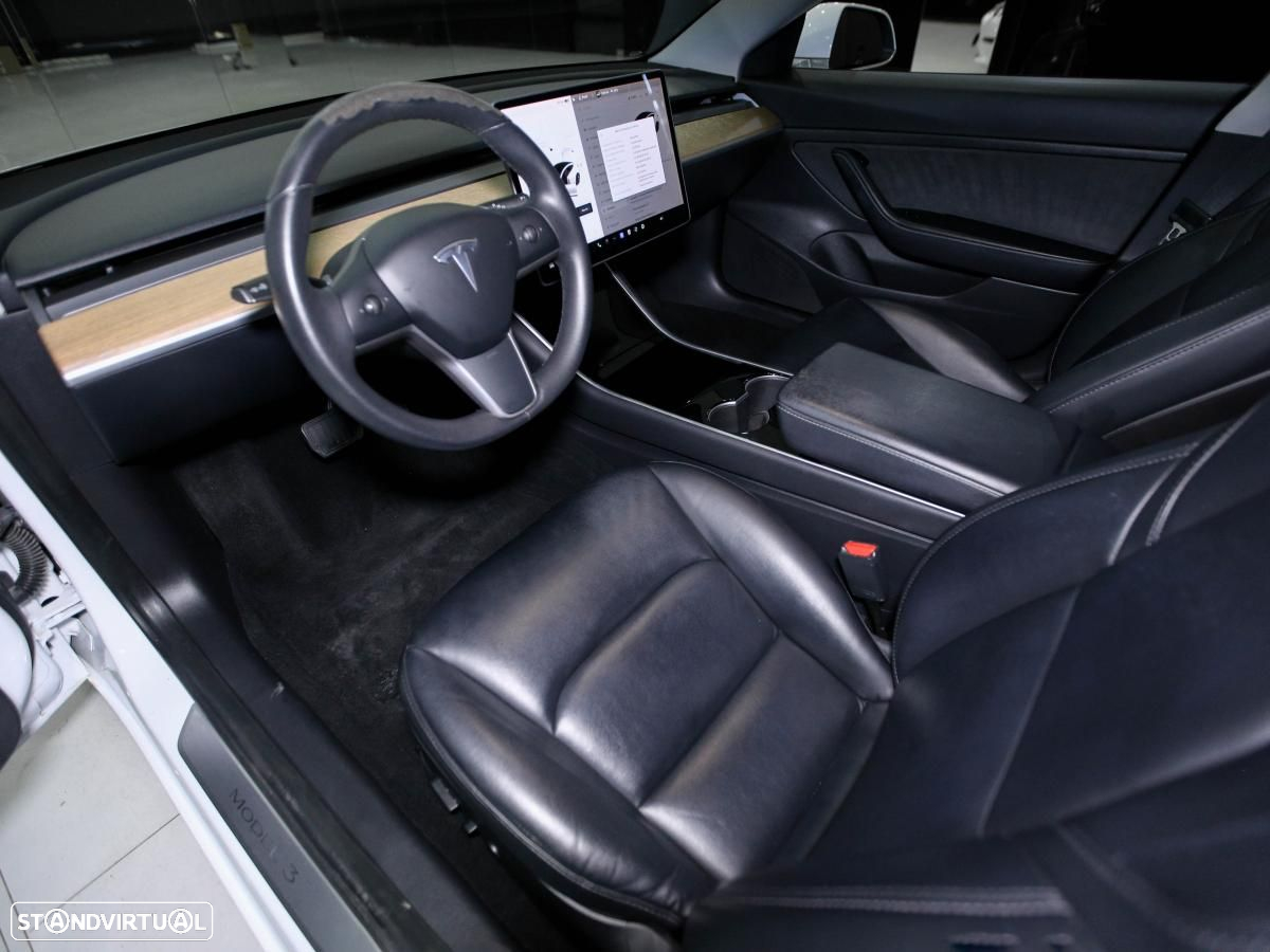 Tesla Model 3 Long-Range RWD - 6