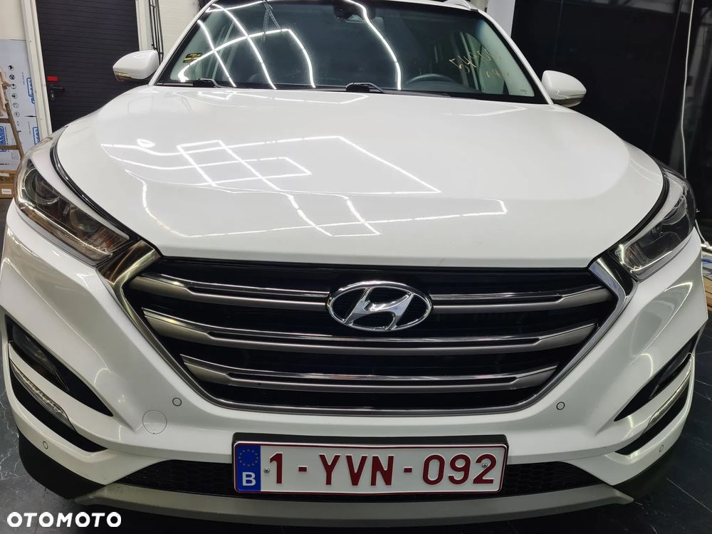 Hyundai Tucson blue 1.7 CRDi 2WD DCT Premium - 30