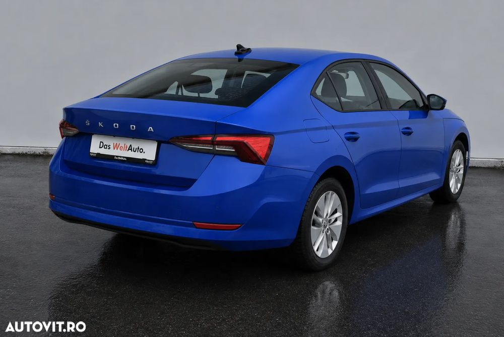 Skoda Octavia 2.0 TDI DSG Ambition - 4