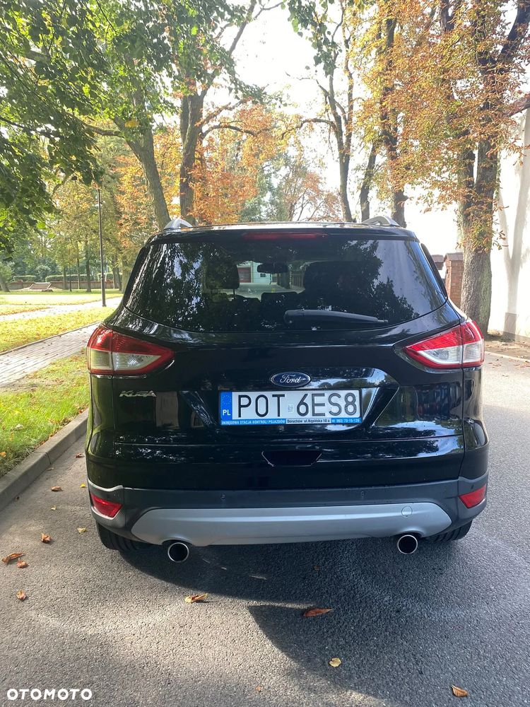 Ford Kuga 2.0 TDCi 2x4 Titanium - 6
