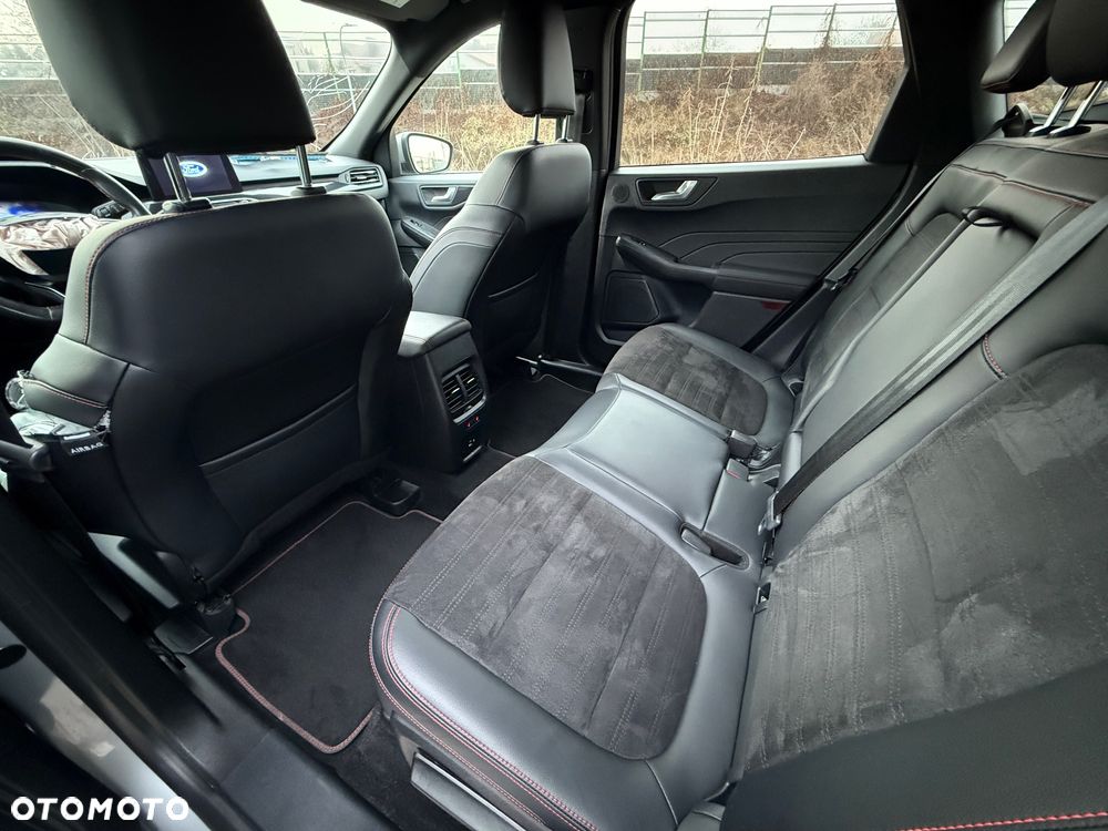 Ford Kuga 2.5 Duratec PHEV ST-LINE X - 6