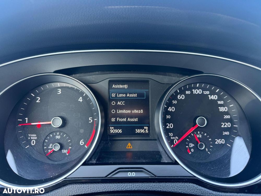 Volkswagen Passat 2.0 TDI DSG Highline - 12