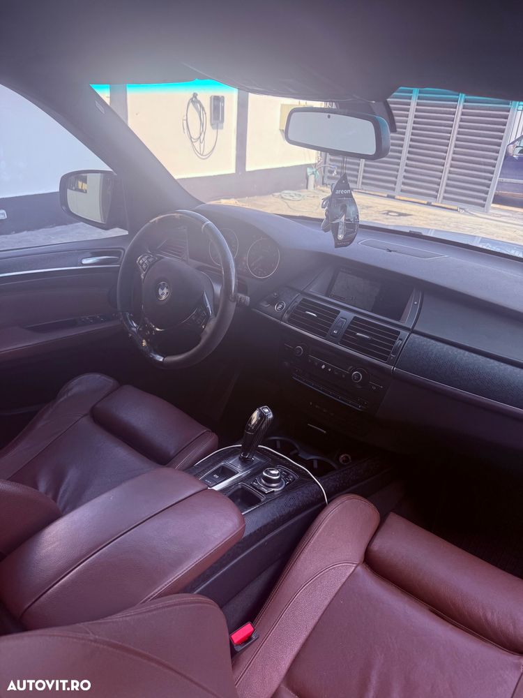 BMW X5 xDrive40d - 14