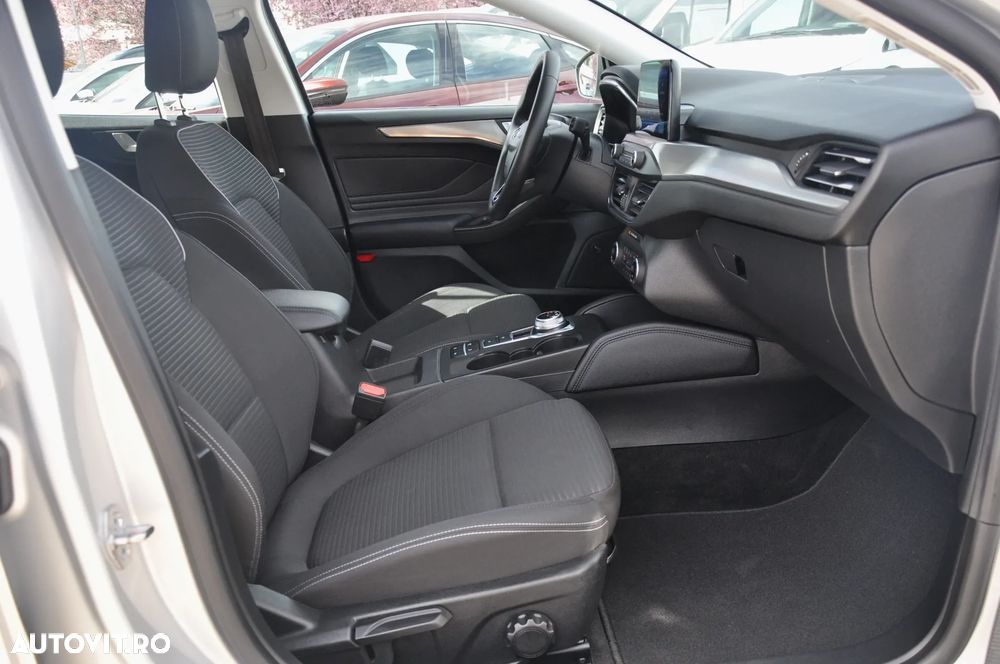 Ford Focus 1.5 EcoBlue Titanium Business - 8
