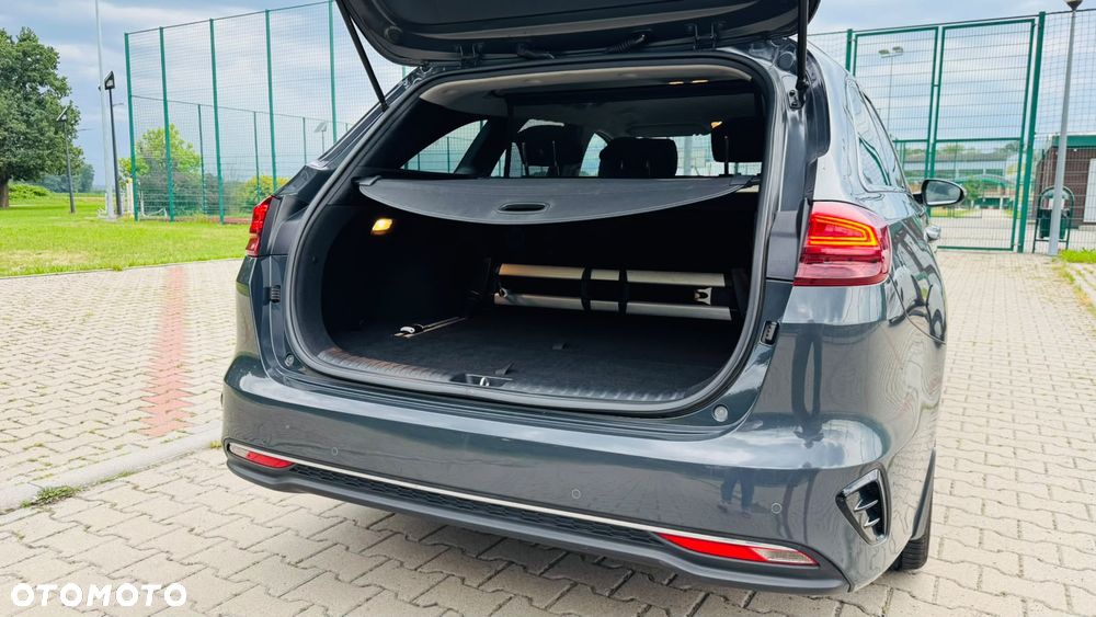 Kia Ceed 1.5 T-GDI Business Line - 11
