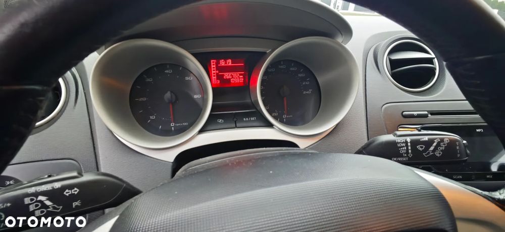 Seat Ibiza - 8