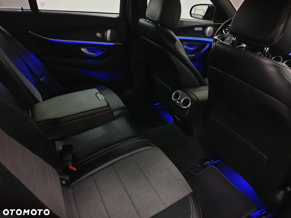 Mercedes-Benz Klasa E 300 de 4Matic 9G-TRONIC AMG Line - 30