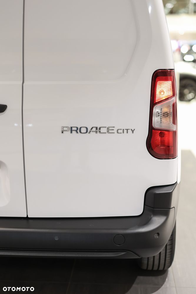 Toyota Proace City - 9