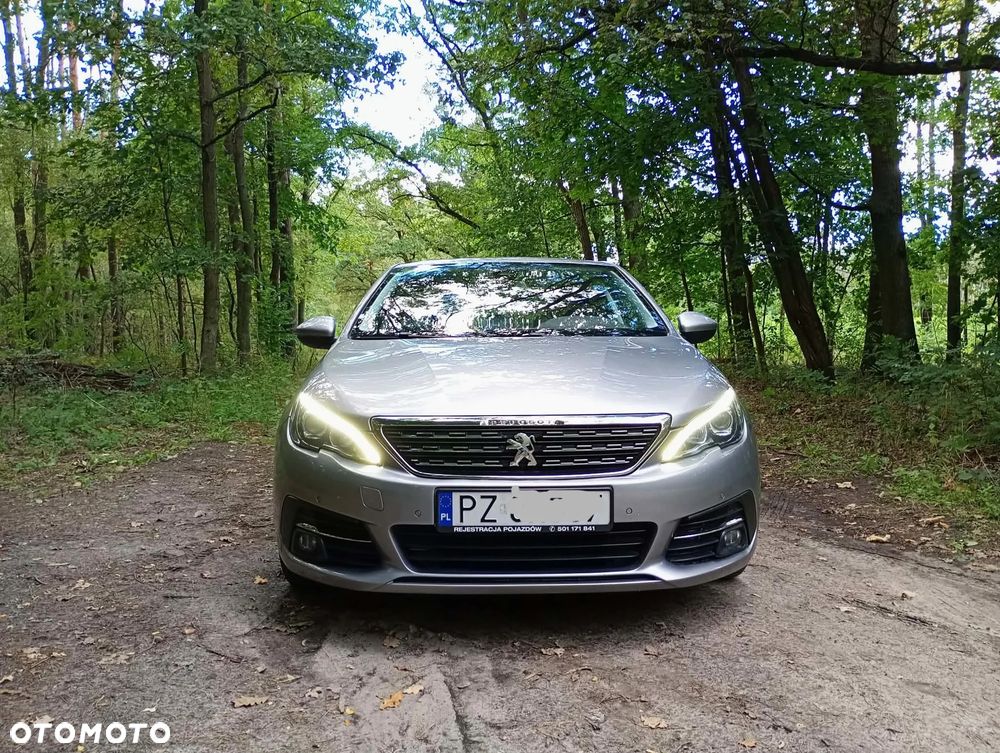 Peugeot 308 PureTech 130 EAT6 Stop & Start Allure - 2