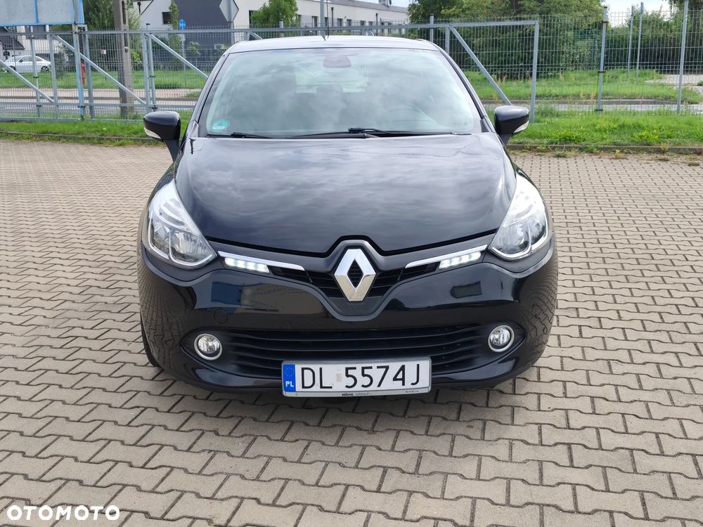 Renault Clio 1.2 16V 75 Life - 9