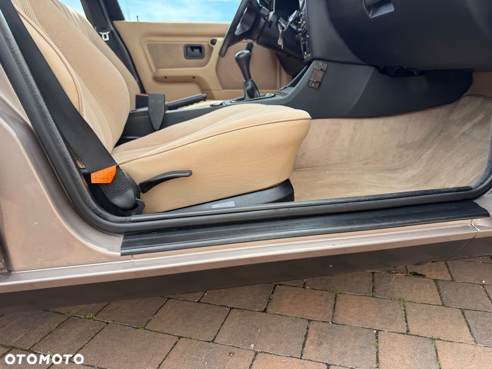 BMW Seria 3 - 37