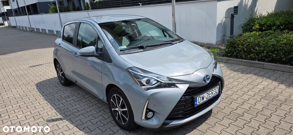 Toyota Yaris Hybrid 100 Dynamic EU6 - 5