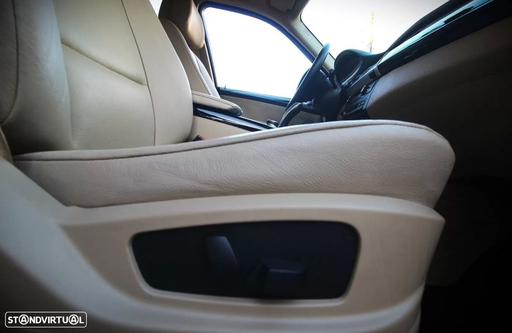 BMW X5 30 i xDrive - 23