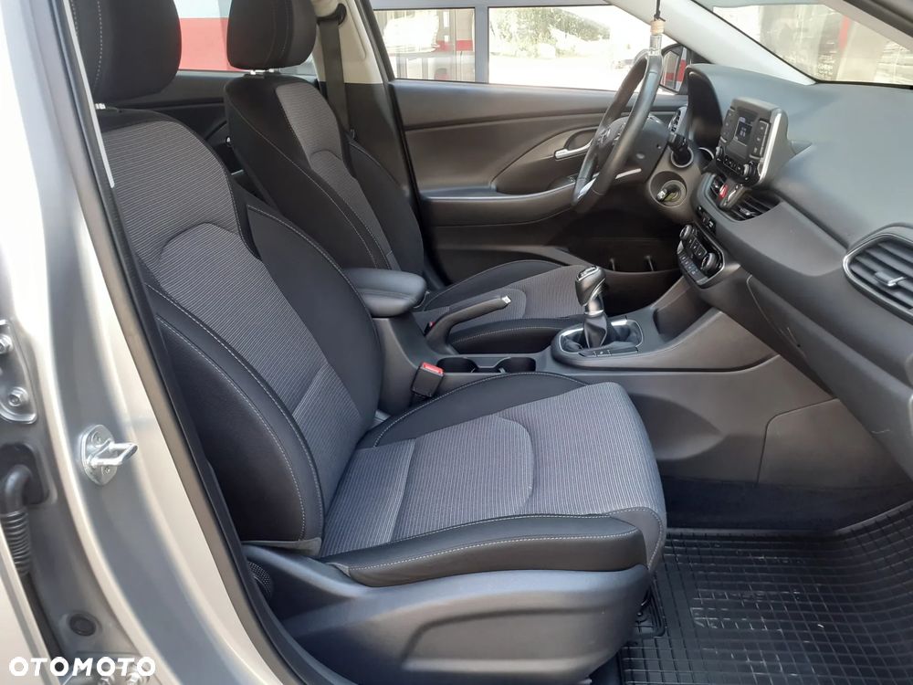 Hyundai i30 - 19