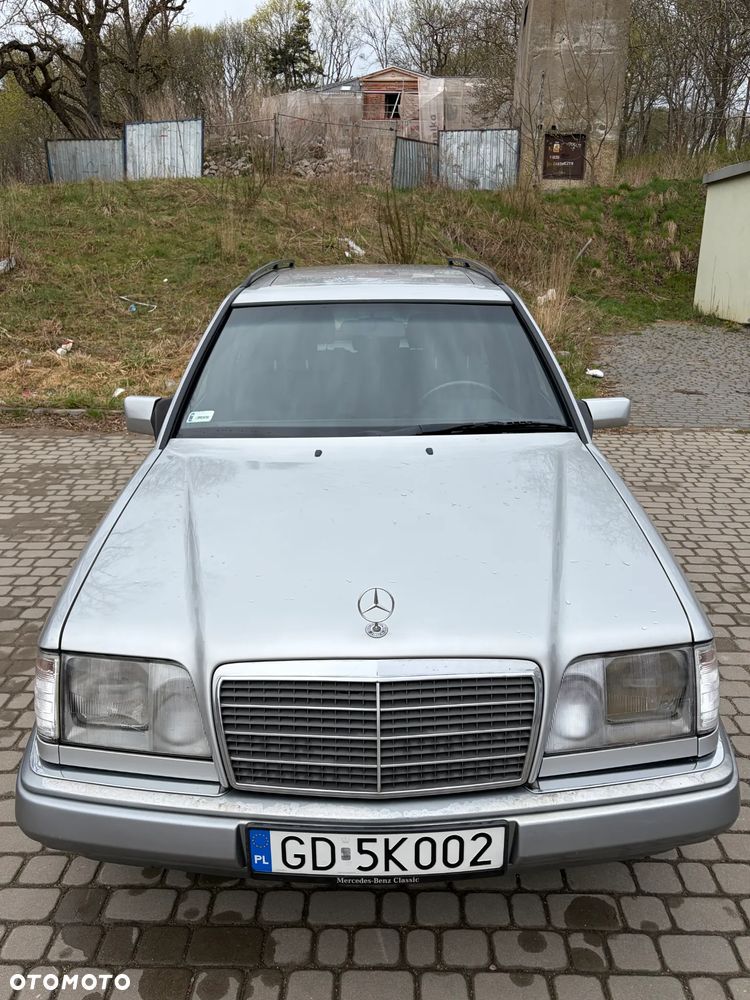 Mercedes-Benz Klasa E - 2
