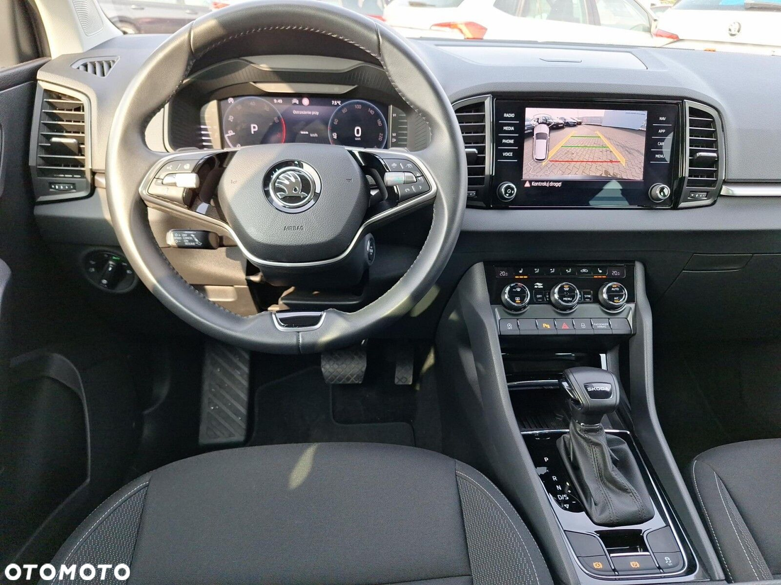 Skoda Karoq 1.5 TSI ACT Selection DSG - 16
