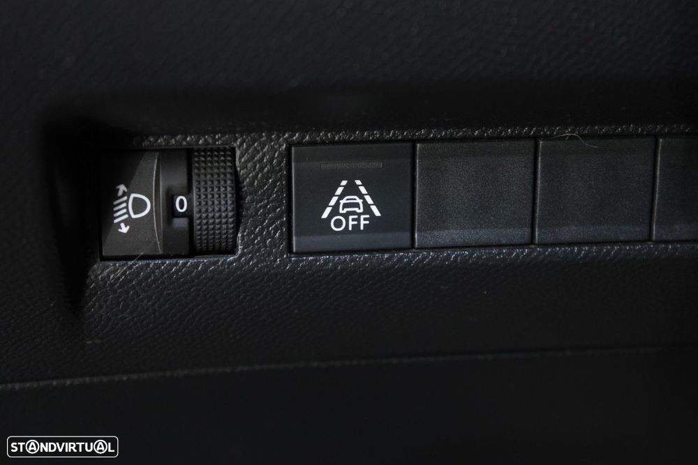 Peugeot e-208 50 kWh Allure - 38
