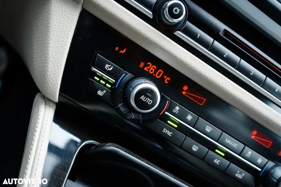 BMW Seria 5 520d xDrive AT - 21