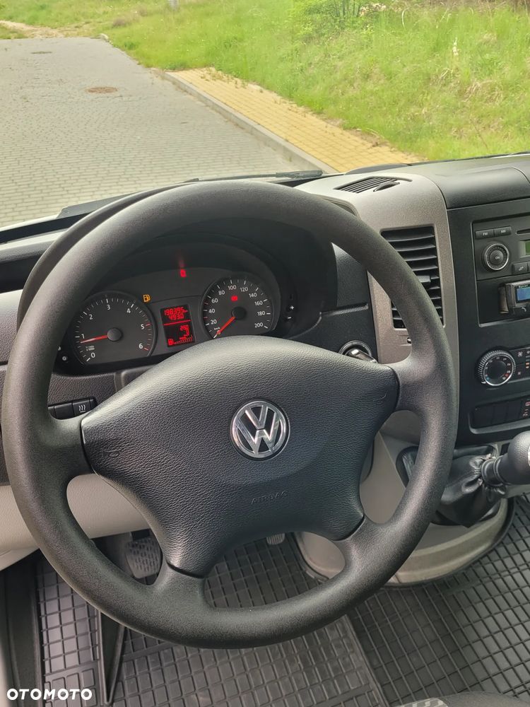 Volkswagen Crafter - 11