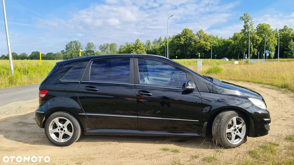 Mercedes-Benz Klasa B 180 CDI - 17