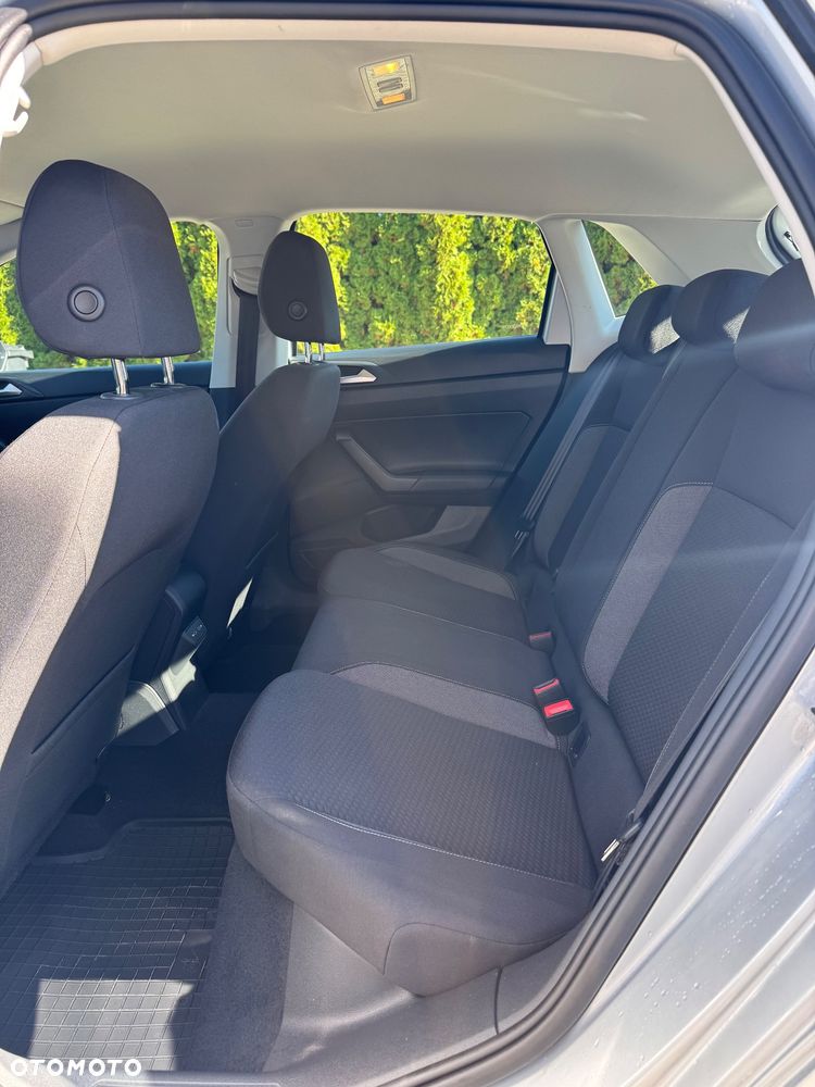 Volkswagen Polo 1.0 TSI Comfortline DSG - 29