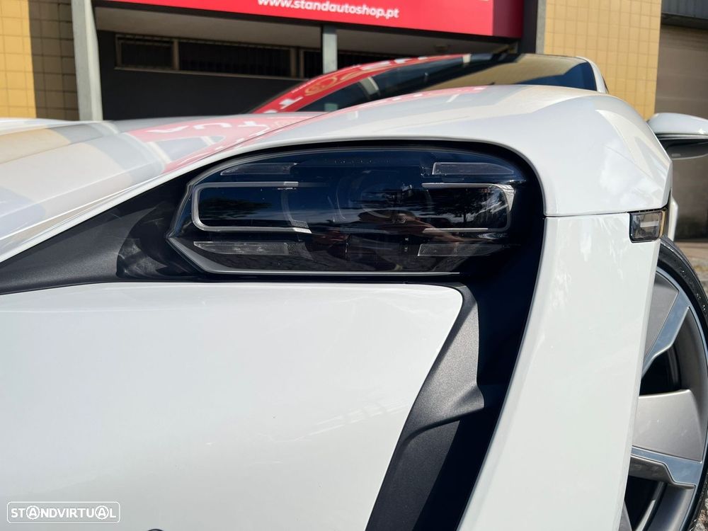 Porsche Taycan - 5