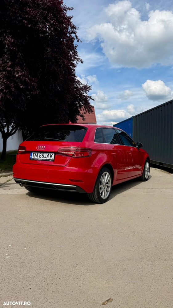 Audi A3 Sportback 1.6 TDI S tronic - 3