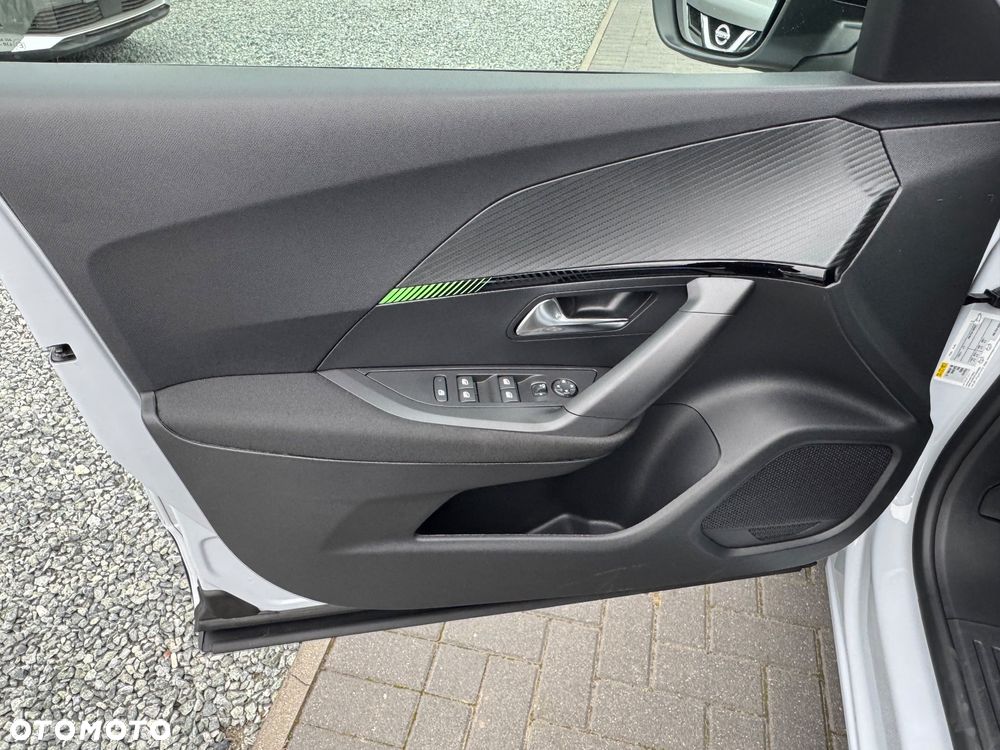 Peugeot 2008 1.2 PureTech Active Pack S&S - 10