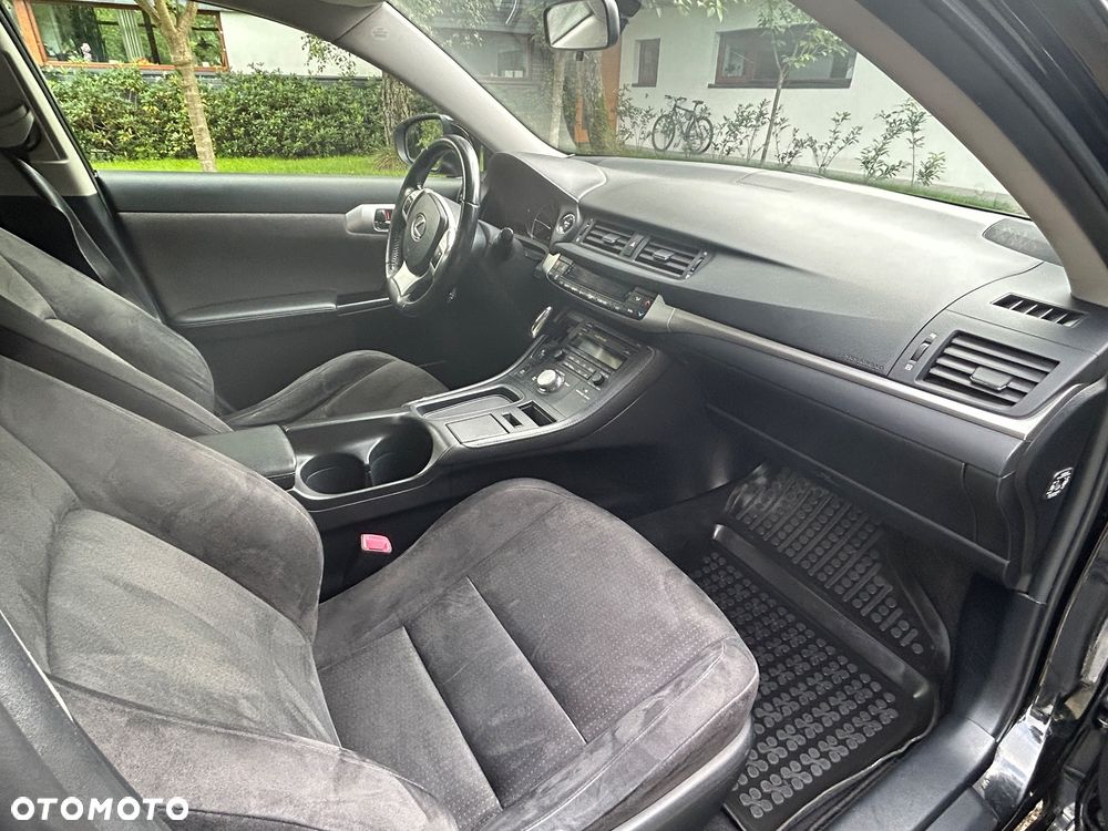 Lexus CT 200h Classic - 17