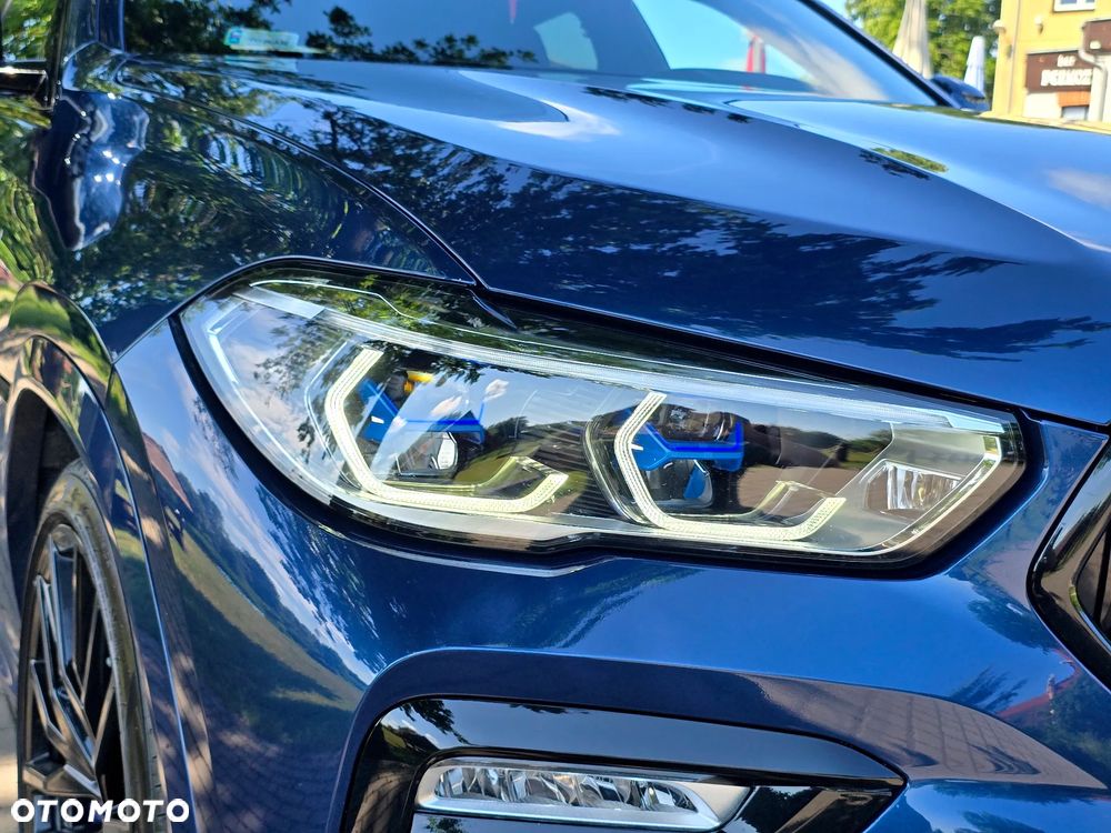 BMW X6 xDrive40d mHEV - 29
