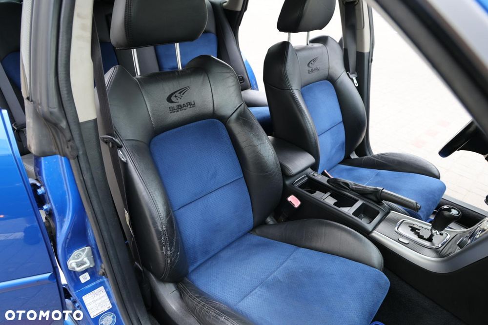 Subaru Legacy - 24