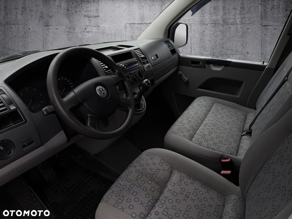 Volkswagen Transporter - 9