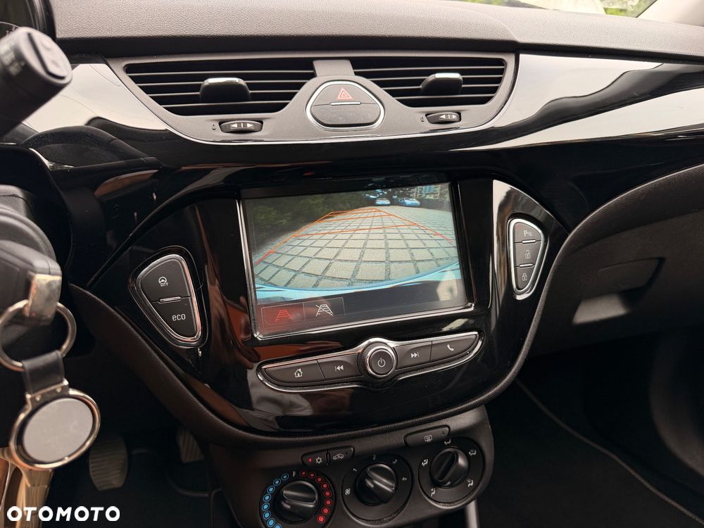 Opel Corsa 1.4 16V Cosmo - 22