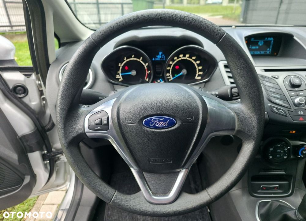 Ford Fiesta - 17