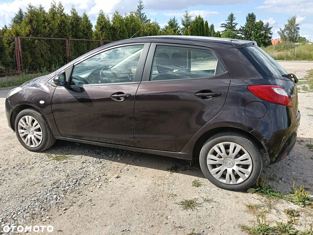 Mazda 2 - 9