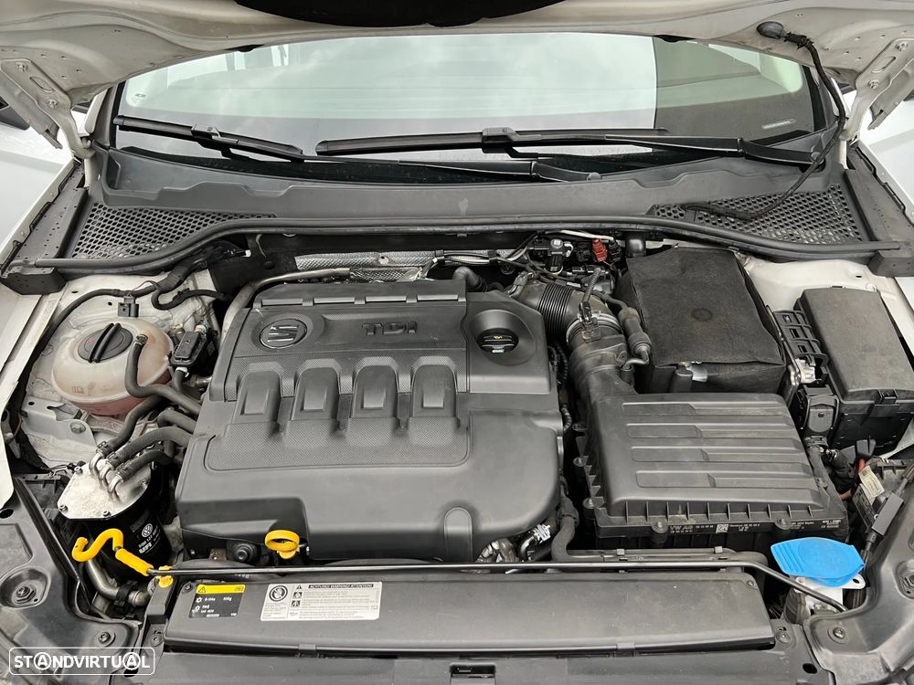 SEAT Leon 2.0 TDI DPF FR - 14