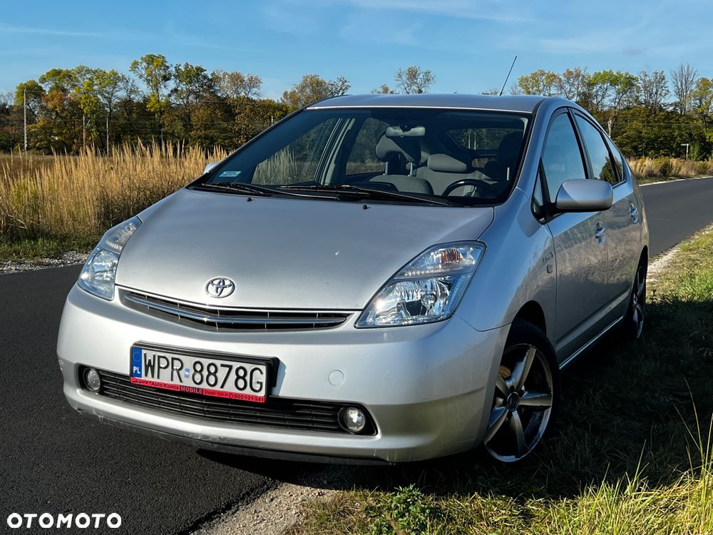 Toyota Prius 1.5 VVT-i Sol - 1