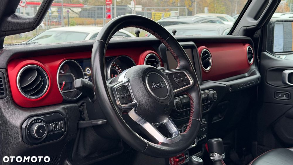 Jeep Wrangler - 15