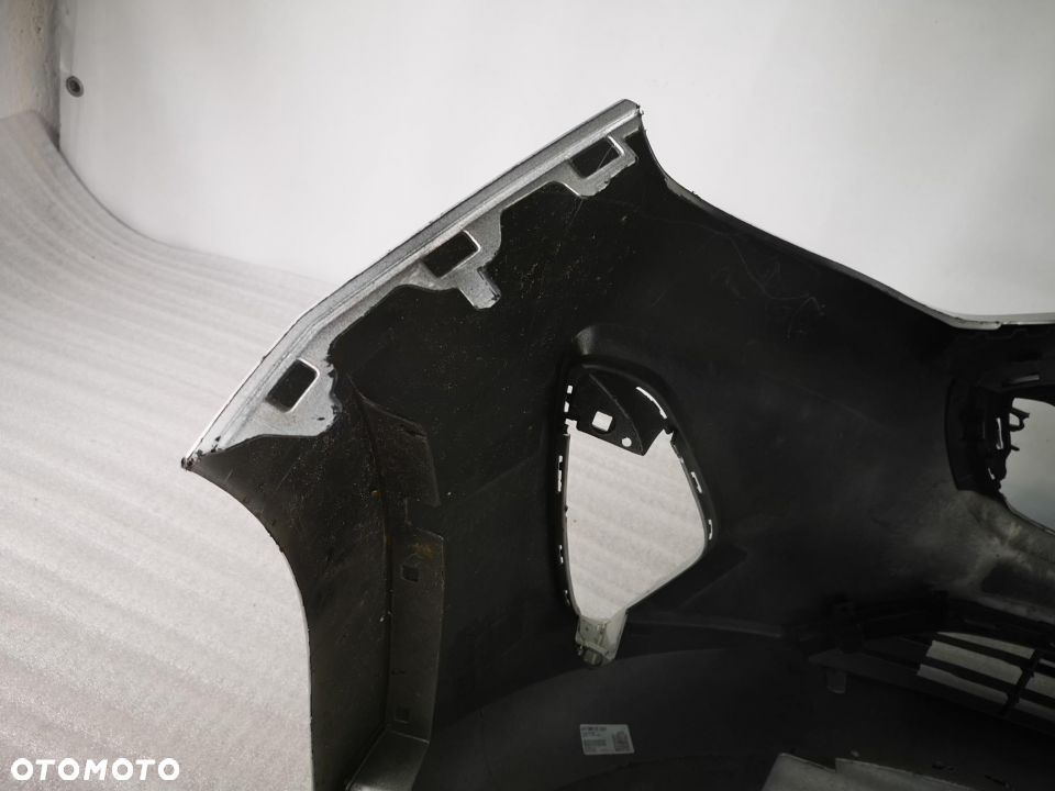 FORD FIESTA MK8 17- SREBRNY ZDERZAK PRZEDNI PRZÓD NR AUKCJI NZ580 - 18
