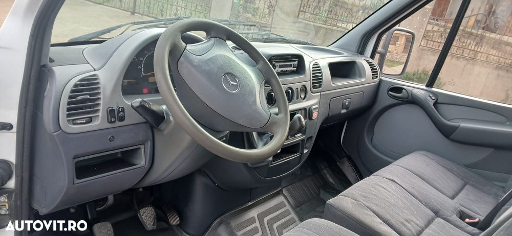Mercedes-Benz Sprinter - 9