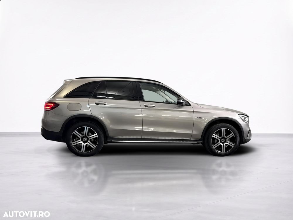 Mercedes-Benz GLC - 7
